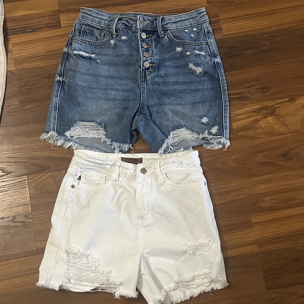 Judy blue High-Waist Distressed Denim Shorts - Blue and White